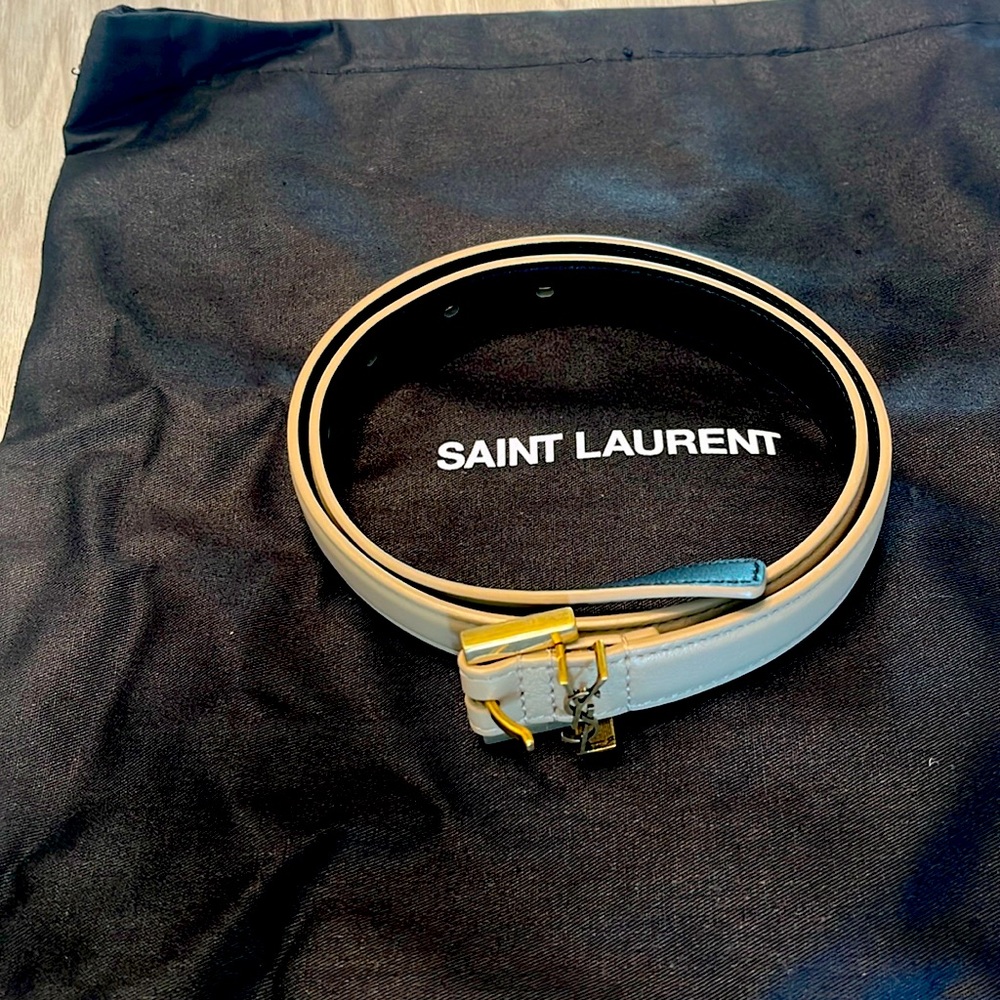 BRAND NEW YSL Passant Belt. Color: Nude. Size 65 CM.
